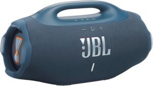 JBL Boombox 4 com 9% off na loja: potência IP68, 34 horas de bateria e AI Sound Boost por R$ 2.488